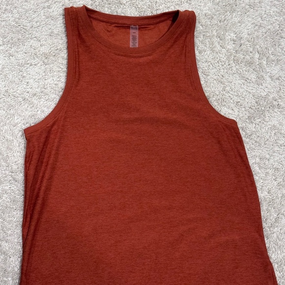Beyond Yoga Featherweight Rebalance Tank - Picture 1 of 2